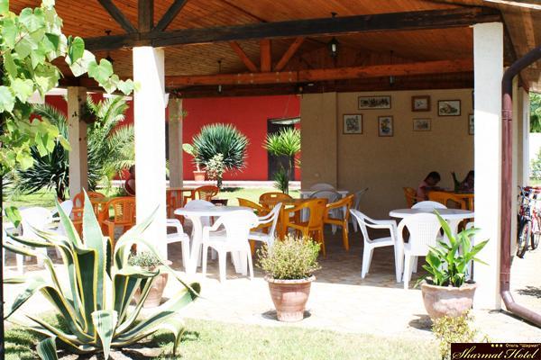 Hotel Sharmat Pizunda Ngoại thất bức ảnh