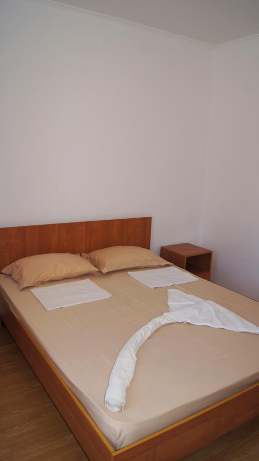 Hotel Sharmat Pizunda Ngoại thất bức ảnh